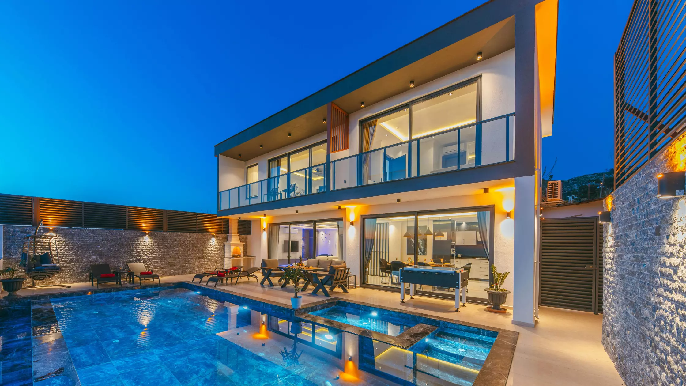 Ocean Ridge neighborhood pool view